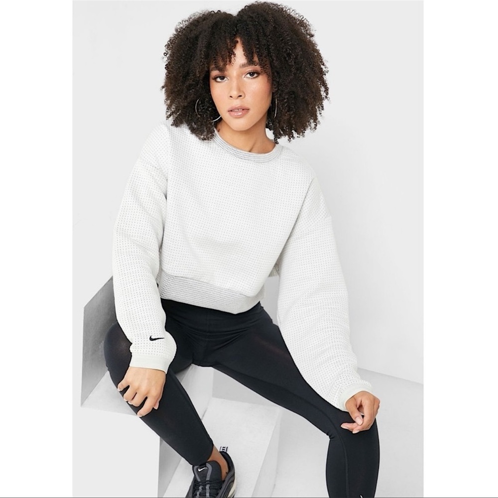 City Ready Fleece Crop Crewneck Sweatshirt size M great condition